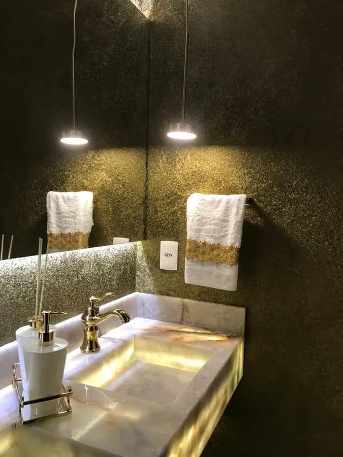 Liquid wallpaper room transformation